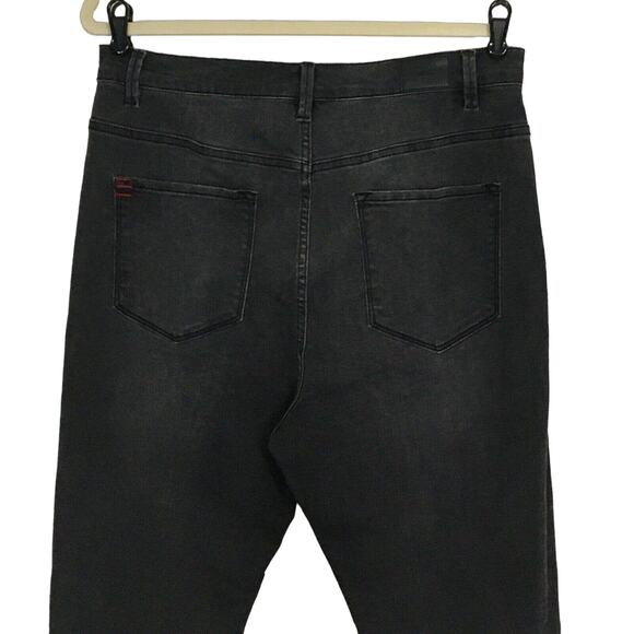 NEW BDG Size 32 Tall Super High Rise Twig Ankle Jeans Faded Black Skinny Denim - Picture 7 of 16